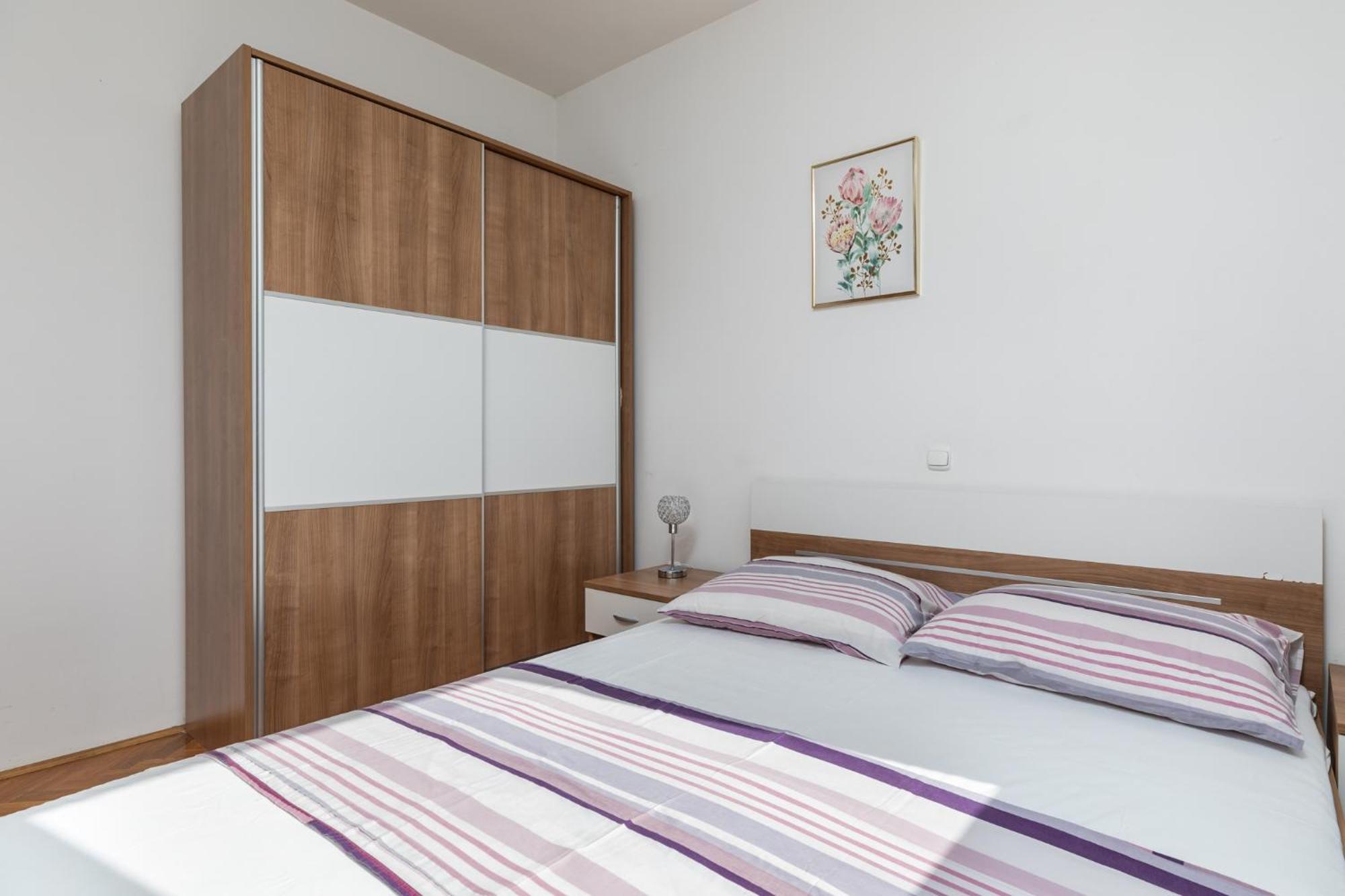 Apartment Marijo Omiš Exterior foto